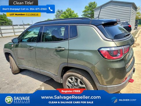 Used 2019 Jeep Compass Trailhawk w/ Cold Weather Group AWD/4WD image 3