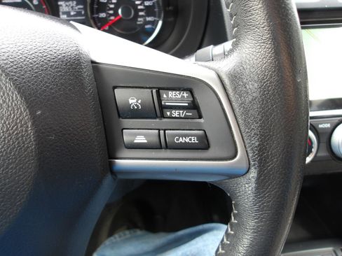 Used 2016 Subaru Forester 2.5i Touring w/ Eyesight & Navigation System AWD/4WD image 18