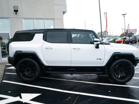 Used 2025 GMC Hummer EV 2X AWD/4WD image 5