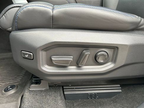 Used 2023 Toyota Sequoia Platinum image 17