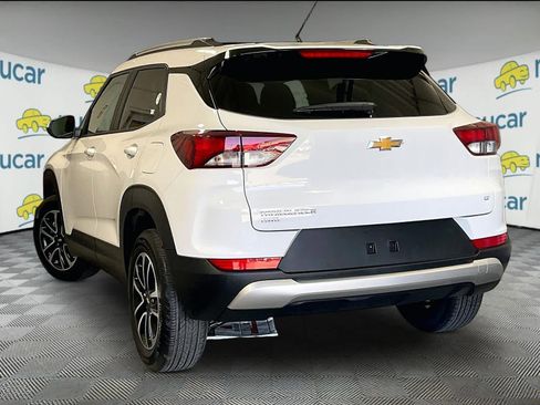 Used 2025 Chevrolet TrailBlazer LT image 4