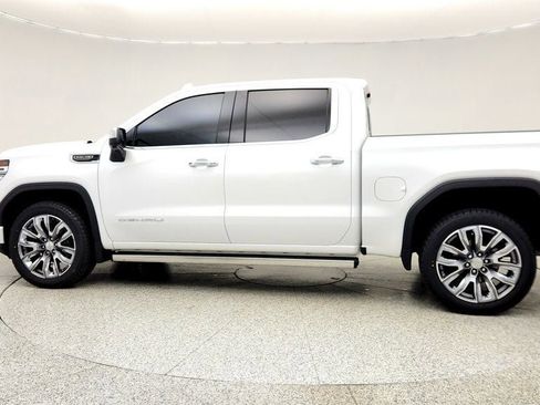 Used 2023 GMC Sierra 1500 Denali w/ Denali Reserve Package AWD/4WD image 8