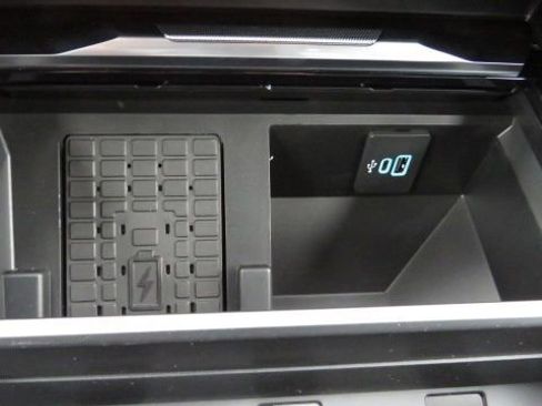 New 2026 Ford F250 Platinum image 19