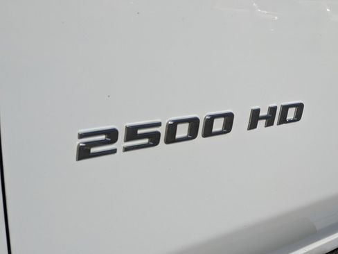 Used 2022 Chevrolet Silverado 2500 High Country w/ Safety Package II image 28