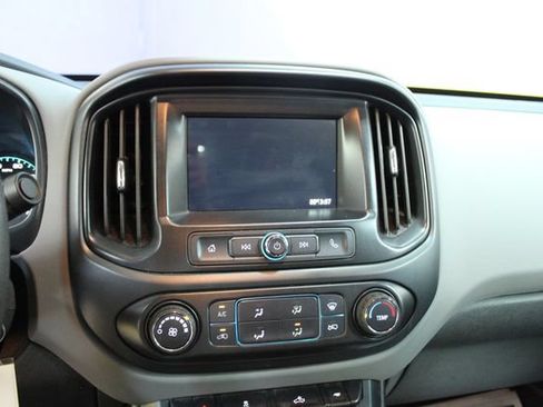 Used 2019 Chevrolet Colorado W/T w/ WT Convenience Package AWD/4WD image 18
