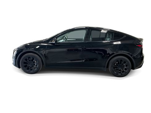 Certified 2023 Tesla Model Y Long Range AWD/4WD image 3