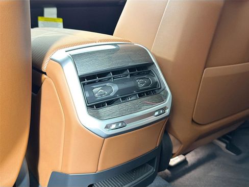 New 2026 BMW 740i xDrive w/ Executive Package AWD/4WD image 24