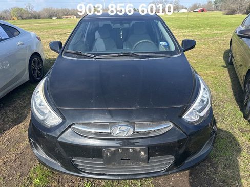 Used 2015 Hyundai Accent GLS image 2