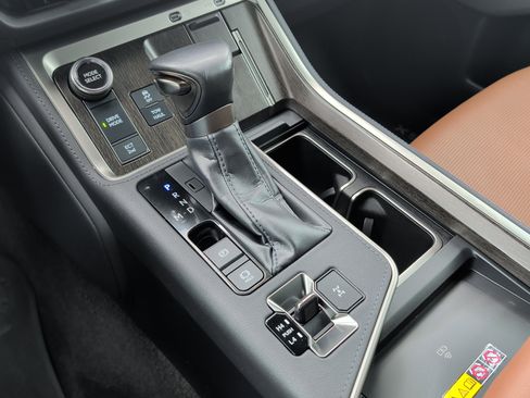Certified 2024 Lexus GX 550 w/ Accessory Package (Z1) AWD/4WD image 21