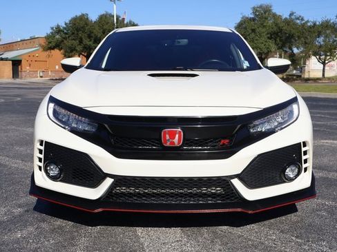 Used 2019 Honda Civic Type R image 2
