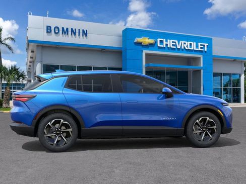 New 2026 Chevrolet Equinox EV LT image 5