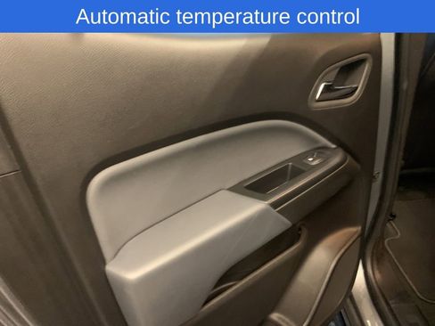 Used 2018 Chevrolet Colorado Z71 image 11