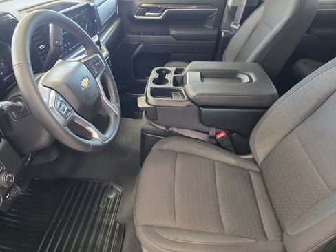 Used 2026 Chevrolet Silverado 1500 LT RWD image 12