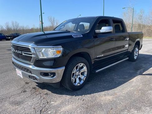 Used 2021 RAM 1500 Big Horn AWD/4WD image 3