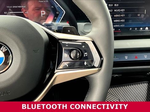 Used 2025 BMW X3 xDrive30i w/ Premium Package image 12