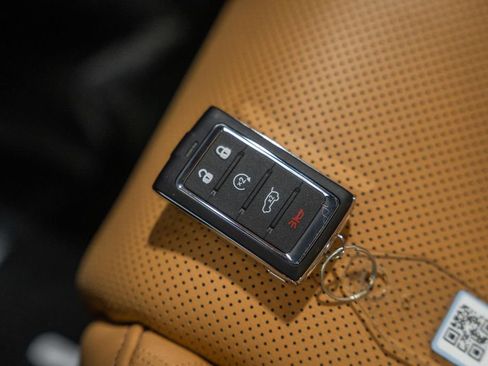 Certified 2024 Jeep Grand Cherokee Summit AWD/4WD image 56