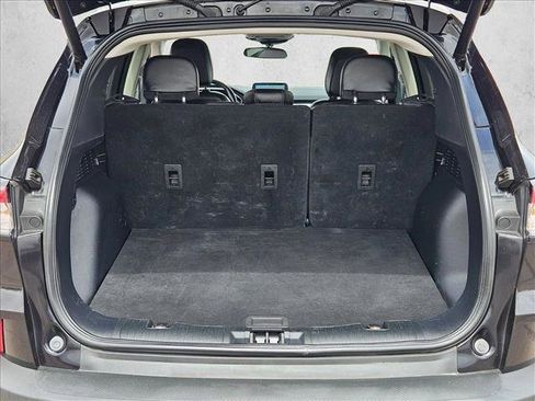 Used 2022 Ford Escape SEL FWD image 6
