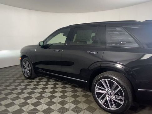 New 2026 Cadillac Vistiq Sport w/ LPO, Floor Liner Package image 9