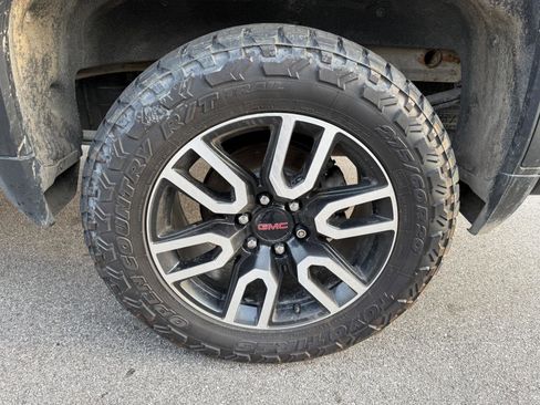 Used 2021 GMC Sierra 1500 AT4 image 16