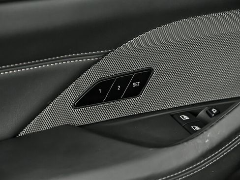 Used 2023 BMW M4 xDrive Competition AWD/4WD image 15