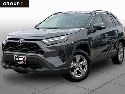 Used 2024 Toyota RAV4 XLE FWD image 1