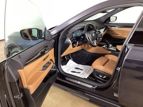 Used 2018 BMW 640i Gran Turismo xDrive AWD/4WD image 9