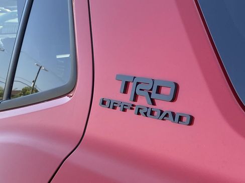 Certified 2025 Toyota 4Runner TRD Off-Road AWD/4WD image 6