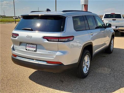New 2025 Jeep Grand Cherokee L Laredo w/ Luxury Tech Group I image 4