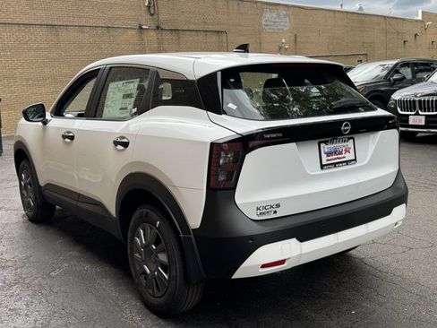 New 2026 Nissan Kicks S FWD image 17