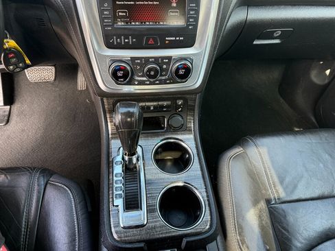 Used 2014 GMC Acadia SLT FWD image 19