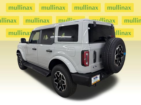 New 2026 Ford Bronco Outer Banks AWD/4WD image 9