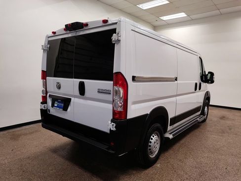 Used 2025 RAM ProMaster 2500 w/ U-Haul Equipment Group FWD image 5
