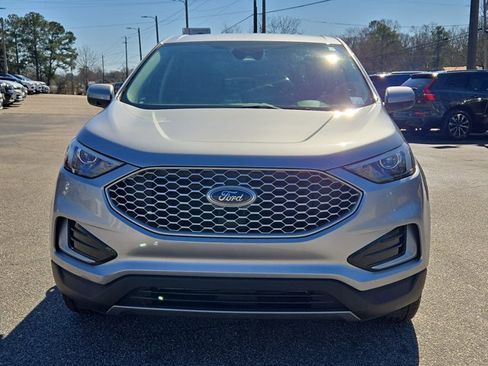 Used 2024 Ford Edge SEL image 2
