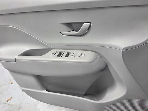 New 2026 Hyundai Kona SE FWD image 26