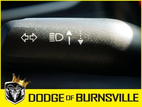 Used 2025 Jeep Grand Cherokee L Limited w/ Black Appearance Package image 27