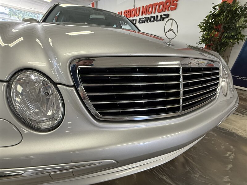 Used 2003 Mercedes-Benz E 500 Sedan w/ X2 Opt Pkg image 9