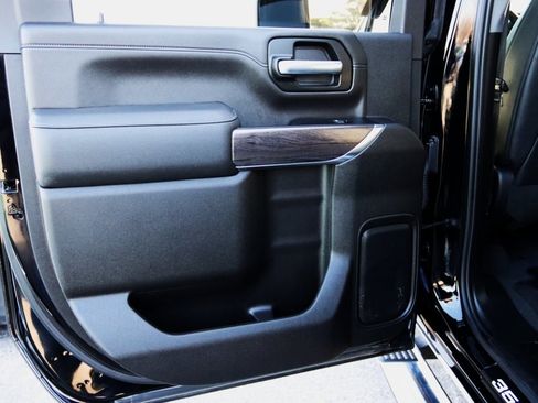 Used 2023 Chevrolet Silverado 3500 LTZ w/ LTZ Convenience Package image 27