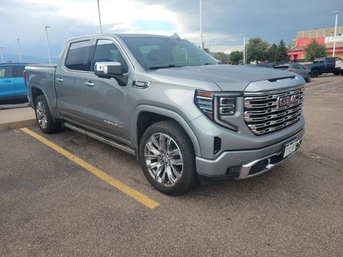Used 2023 GMC Sierra 1500 Denali w/ Denali Reserve Package AWD/4WD image 7