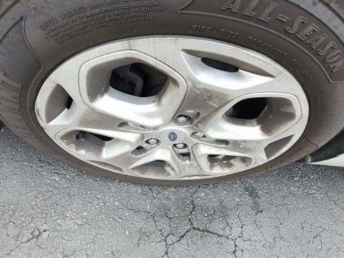 Used 2010 Ford Fusion SE FWD image 19
