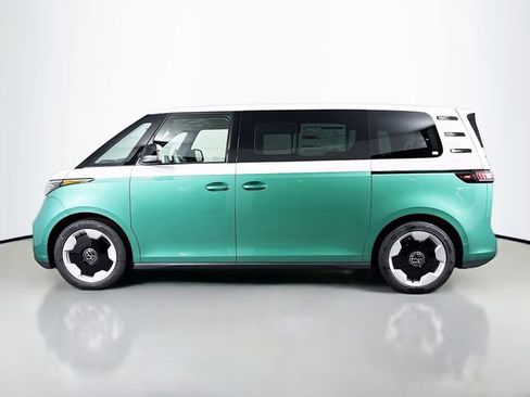 New 2025 Volkswagen ID. Buzz Pro S Plus image 4