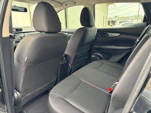 Used 2017 Nissan Rogue Sport S w/ S Appearance Package image 33