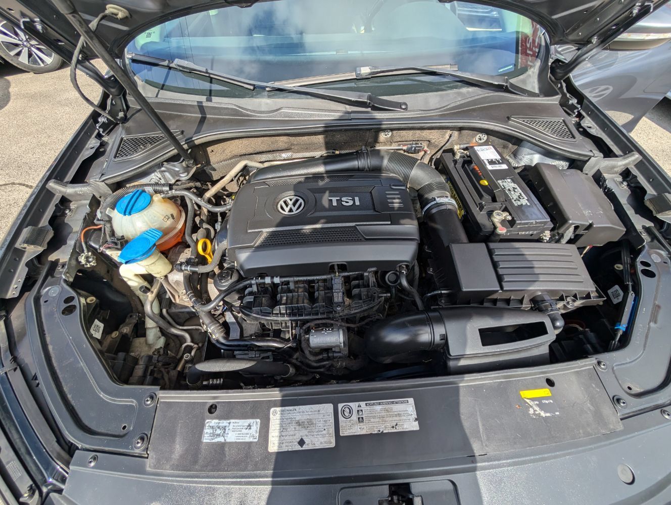 Used 2017 Volkswagen Passat 1.8T SE FWD image 11