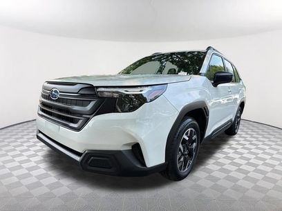 Used 2025 Subaru Forester w/ Convenience Package #1