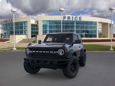New 2026 Ford Bronco Badlands image 2