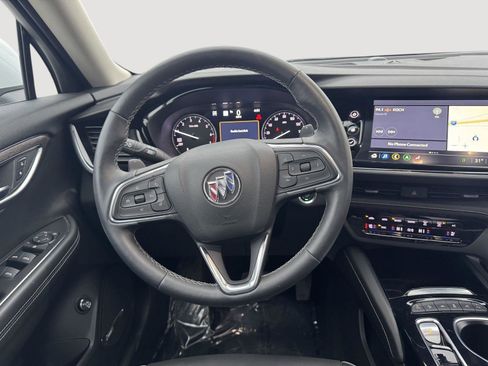 Used 2022 Buick Envision Avenir w/ Technology Package II image 18
