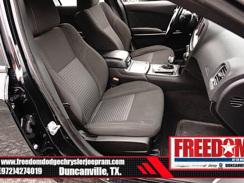 Used 2023 Dodge Charger SXT RWD image 15