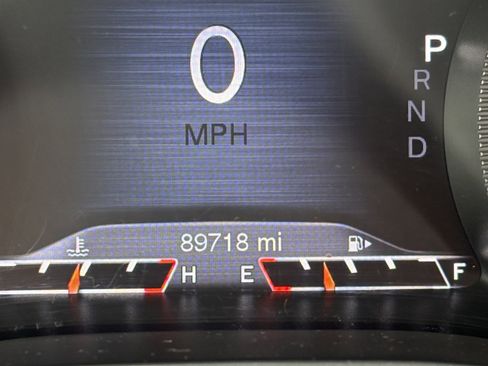 Used 2018 Jeep Cherokee Trailhawk w/ Quick Order Package 27L AWD/4WD image 23