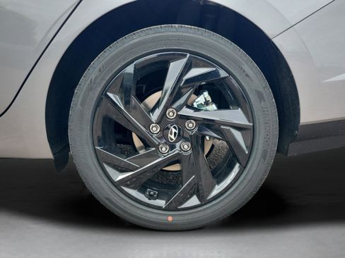 New 2026 Hyundai Elantra SEL Sport image 5