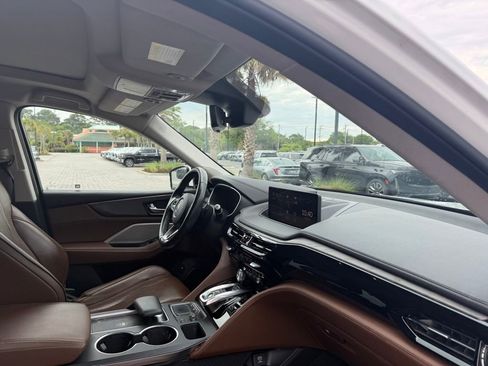 Used 2022 Acura MDX SH-AWD w/ Advance Package image 11