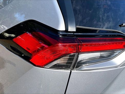 Used 2024 Toyota RAV4 LE image 20